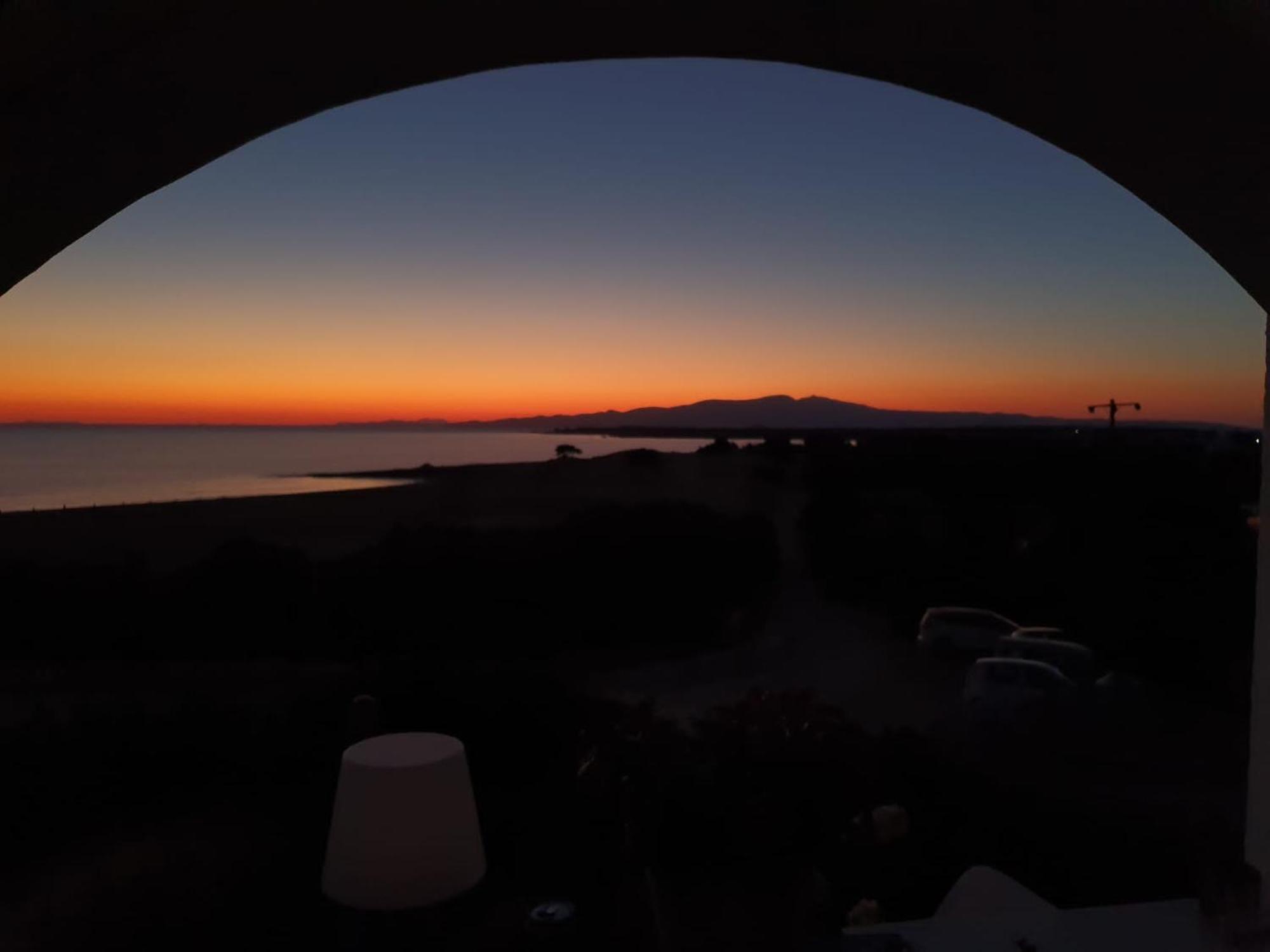Haus Asterakia Lägenhet Aliko Beach Exteriör bild